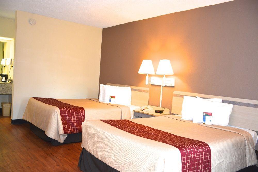 Red Roof Inn Walterboro Exterior photo