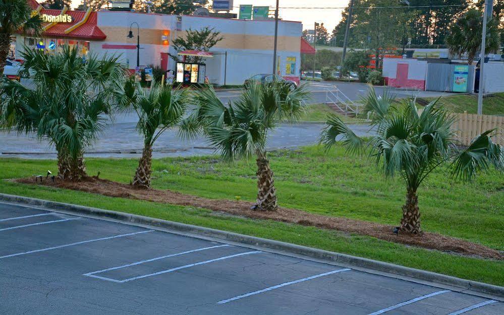 Red Roof Inn Walterboro Exterior photo