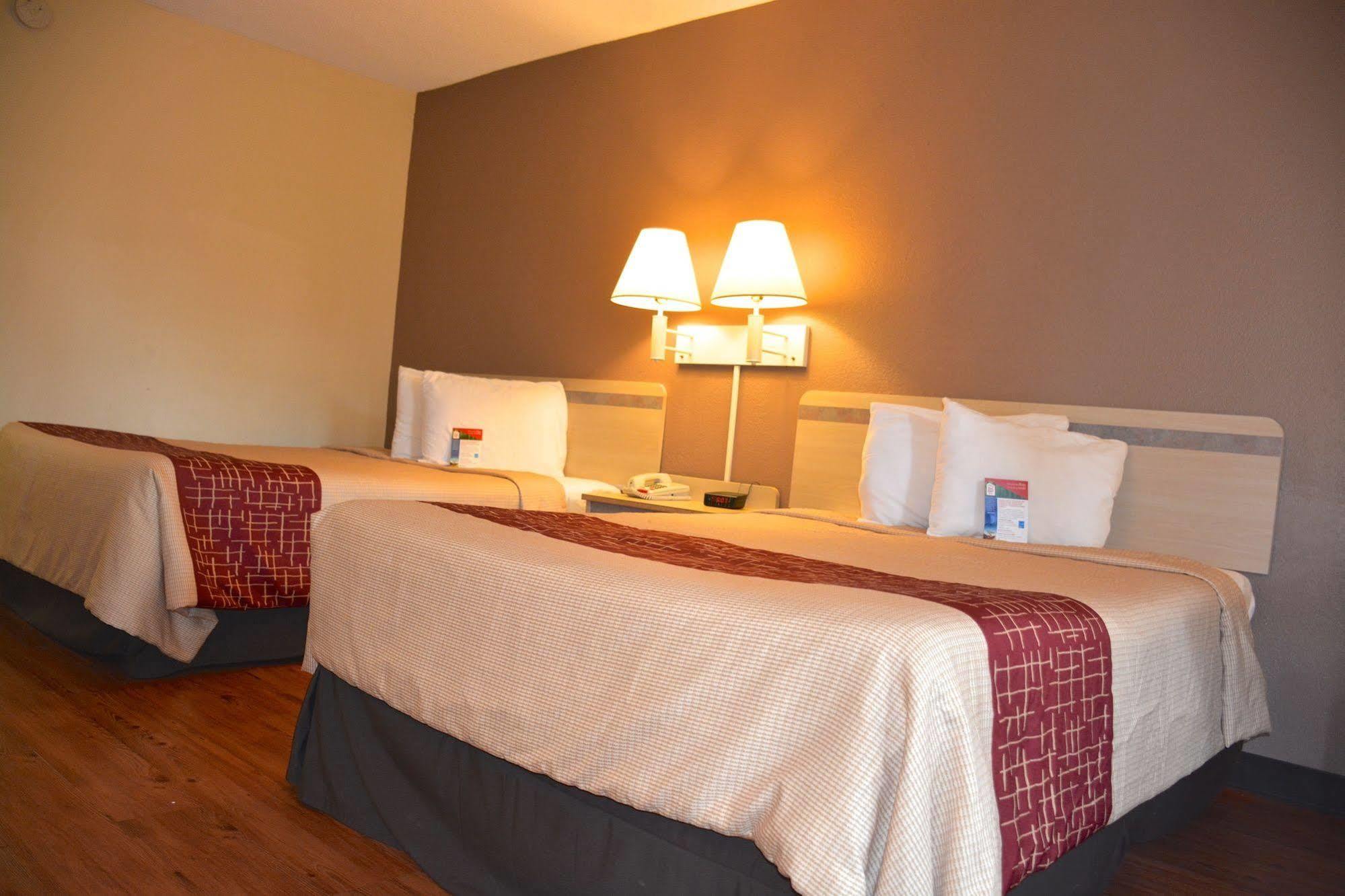 Red Roof Inn Walterboro Exterior photo